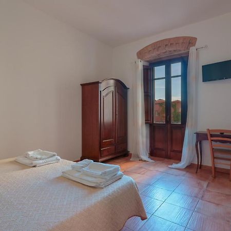 La Scala Del Sale Hotel Iglesias Kültér fotó